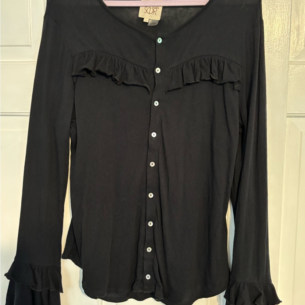 Chaser Black Ruffled Button-Up Top size large